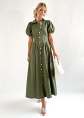 Robe décontractée à taille haute et col boutonné de couleur unie